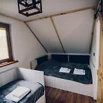 Zacisze Krzeszow * Krzeszow (Sucha)